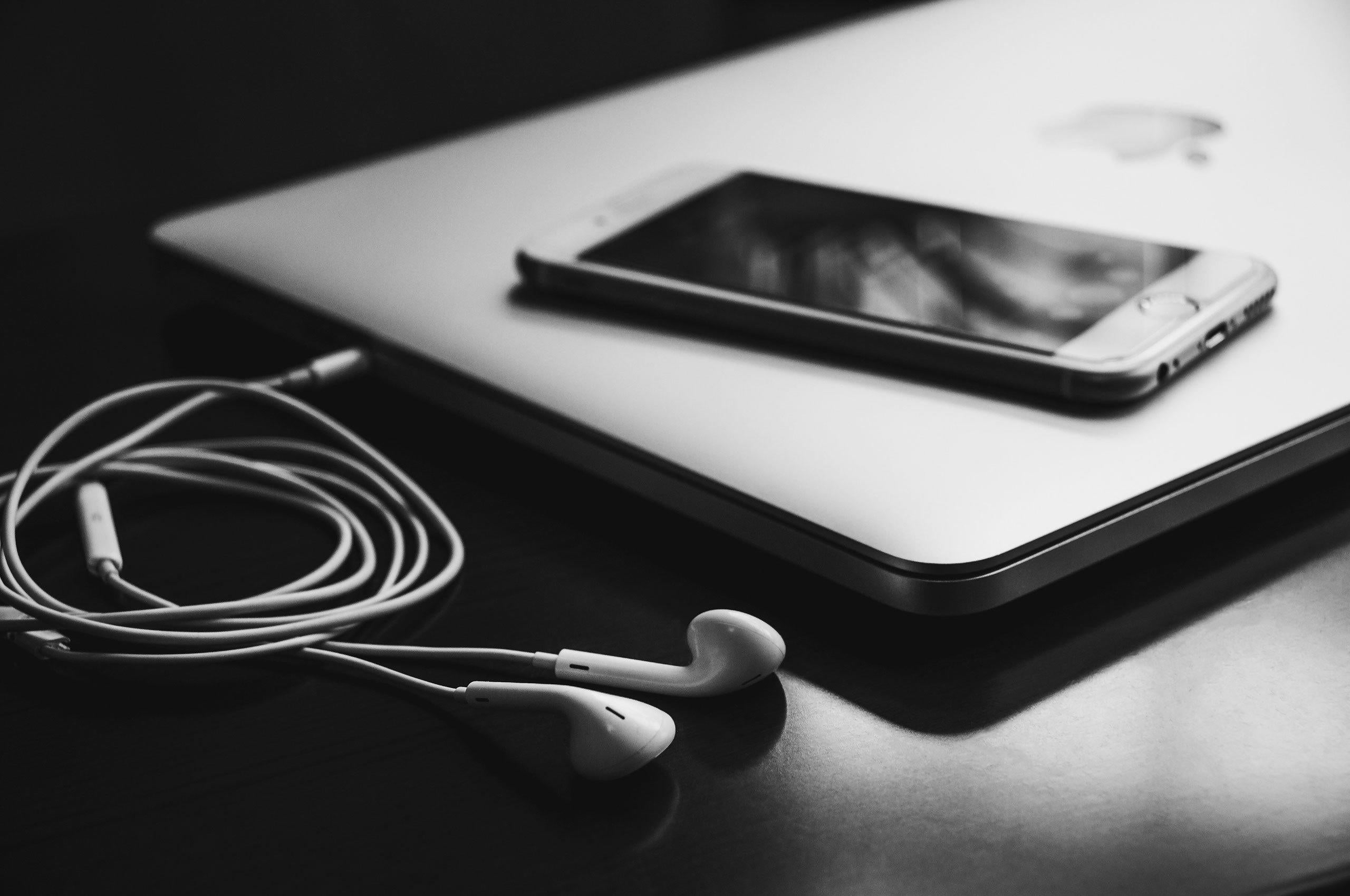 Apple is a willing Courage Brand